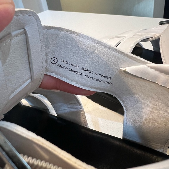 NWT Time and Tru - Doc Marten’s looking sandals. Size 9 - Picture 6 of 7